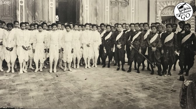 ว่าด้วยเรื่องของ “ชุดดำไว้ทุกข์ในประเทศไทย”